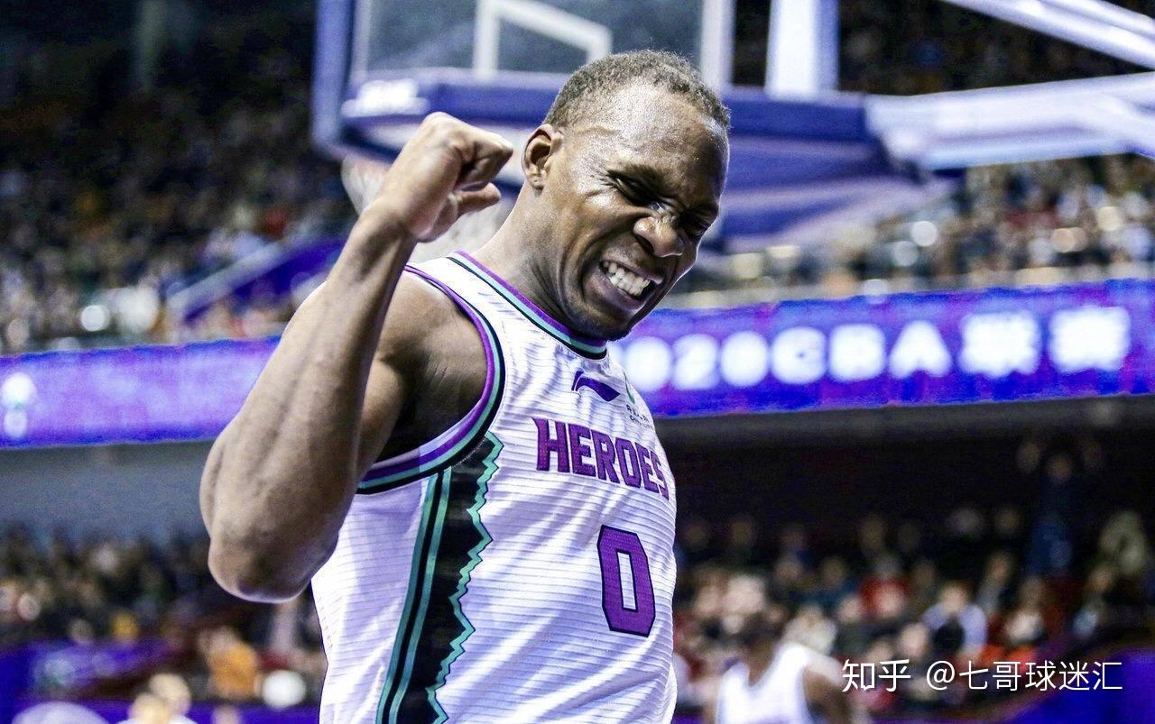 新疆广汇训练开放日，今晚豪取连胜引欢呼，全明星赛在即，阵容厚度经受考验的简单介绍